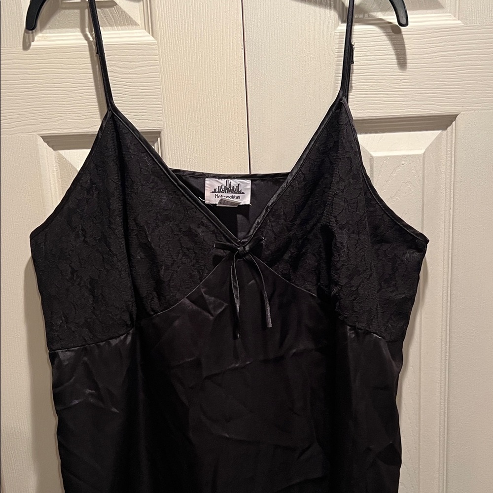 Metropolitan Elegant Black with Lace Slip 2X knee length